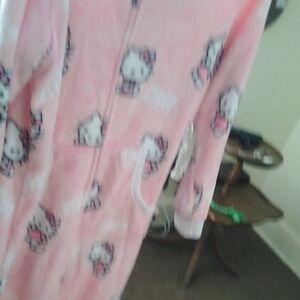 Hello Kitty Pink Pajama Set